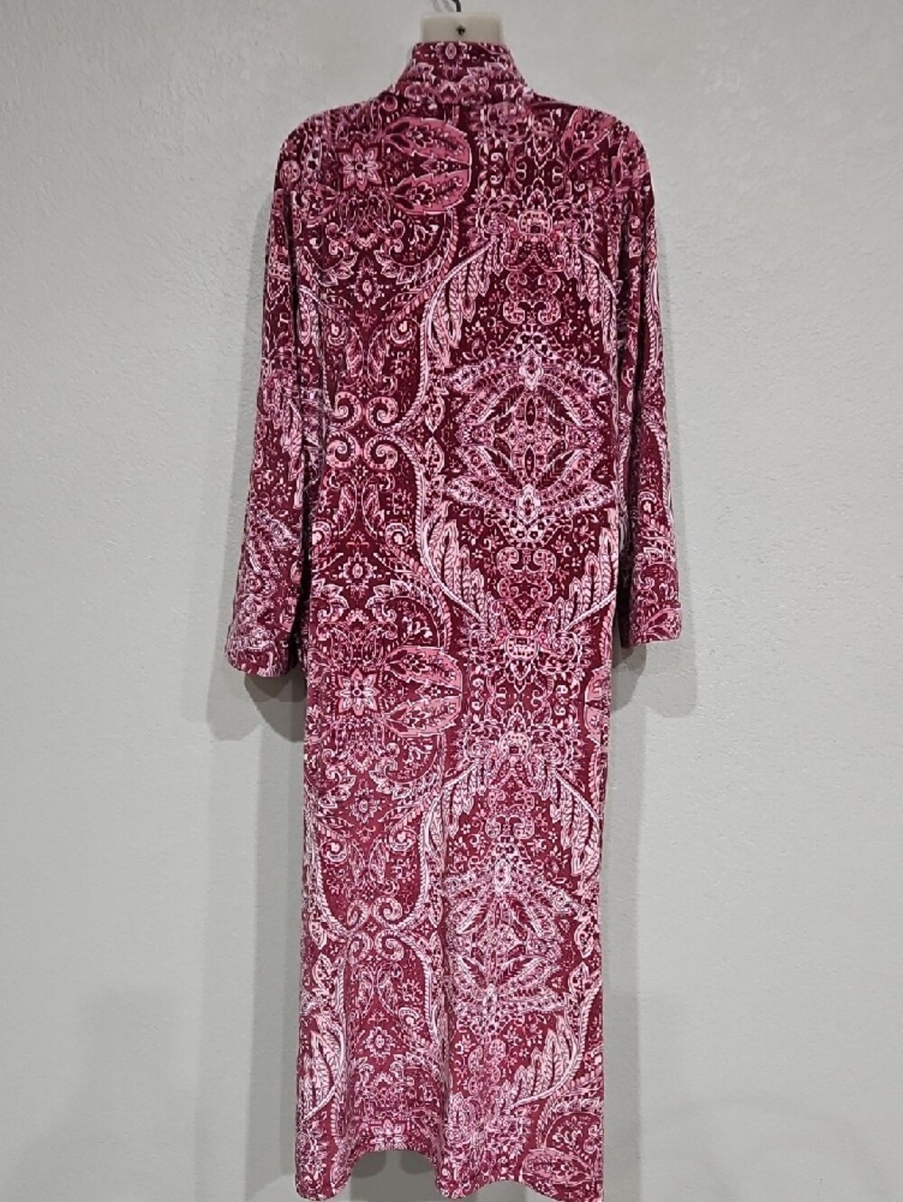 Miss Elaine | Women's Burgundy Pink Paisley Plush Zip-Front Loungewear Robe Sz L - Picture 4 of 7